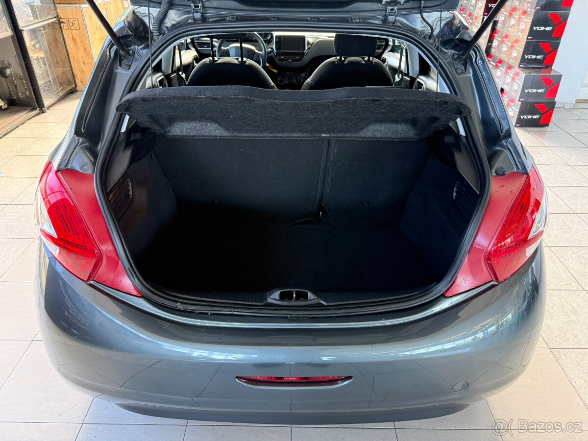 Peugeot 208 Style 1.2 60 kW 1.majitel - 12