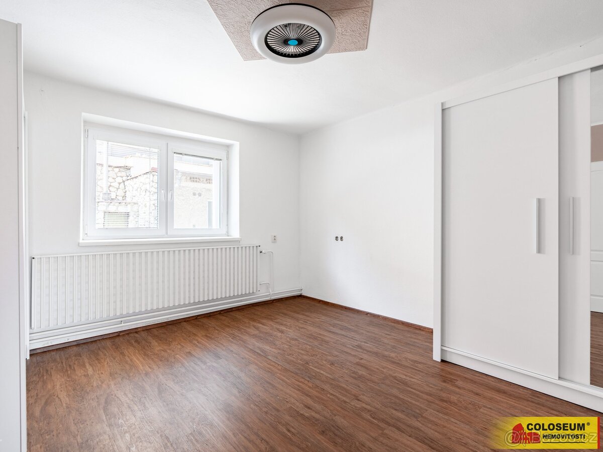 Velké Pavlovice - RD vícegenerační, zahrada, rekonstrukce – - 12