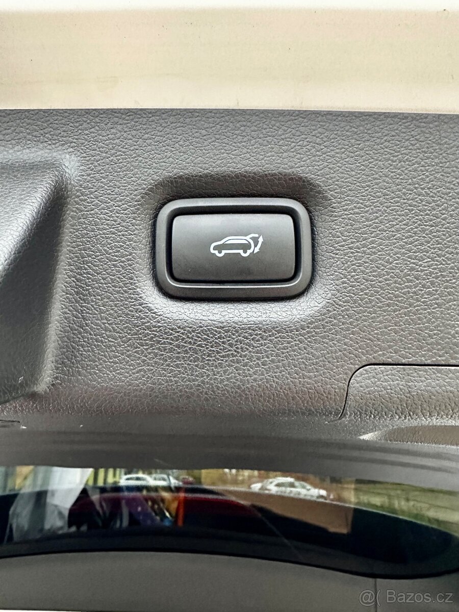 Hyundai Santa Fe,2.2CRDI,4x4,výbava LUXURY,Premium,7 míst - 12