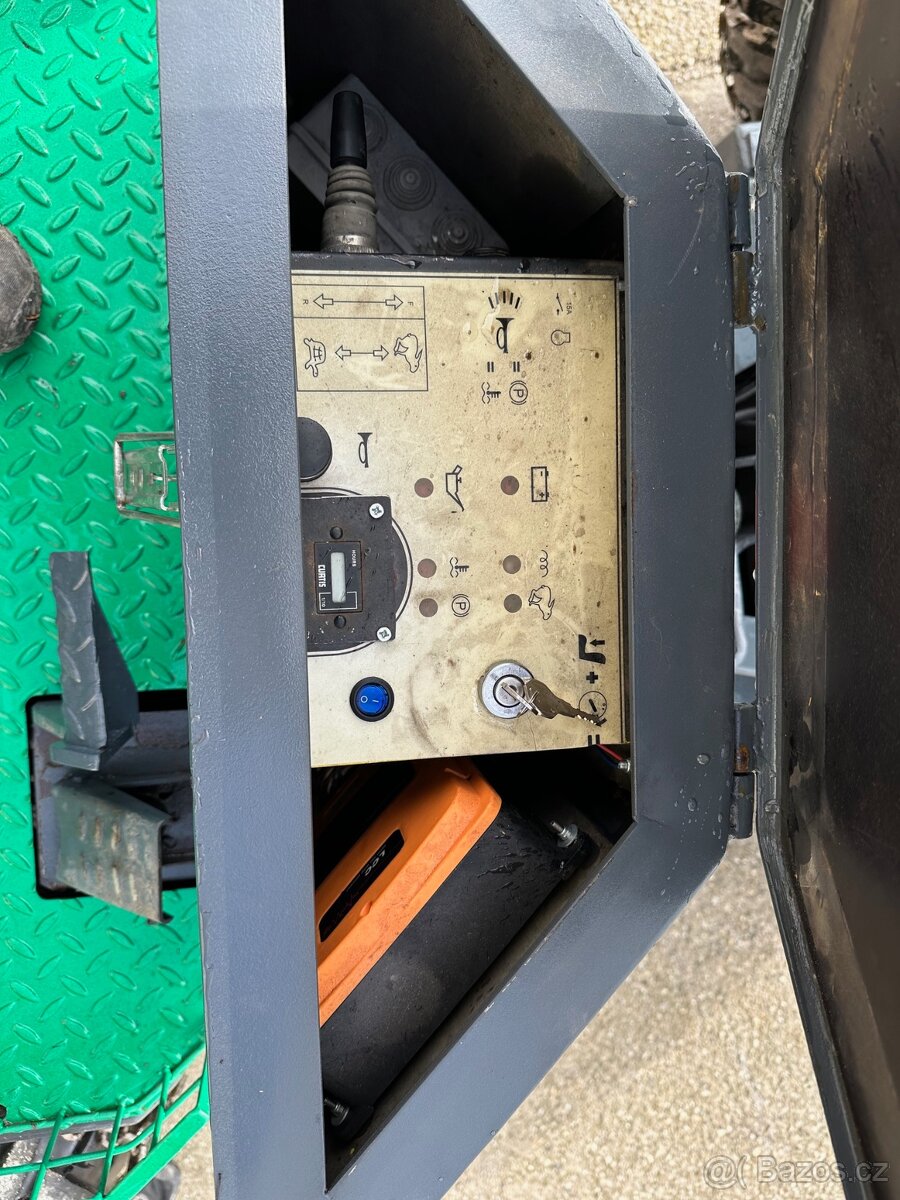 TEREX 2015 VIN 810 železny kun - 12