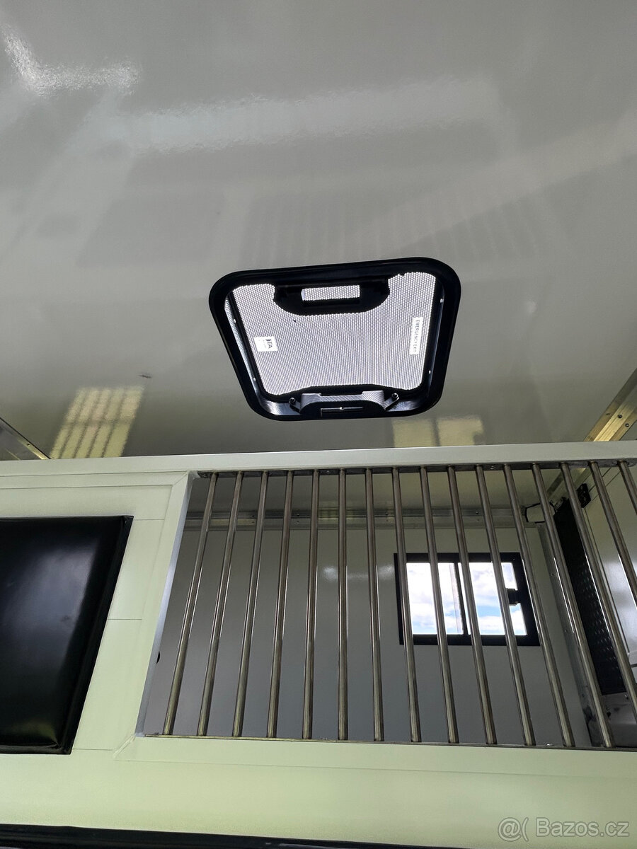 Predám prepravník na kone IVECO - 12