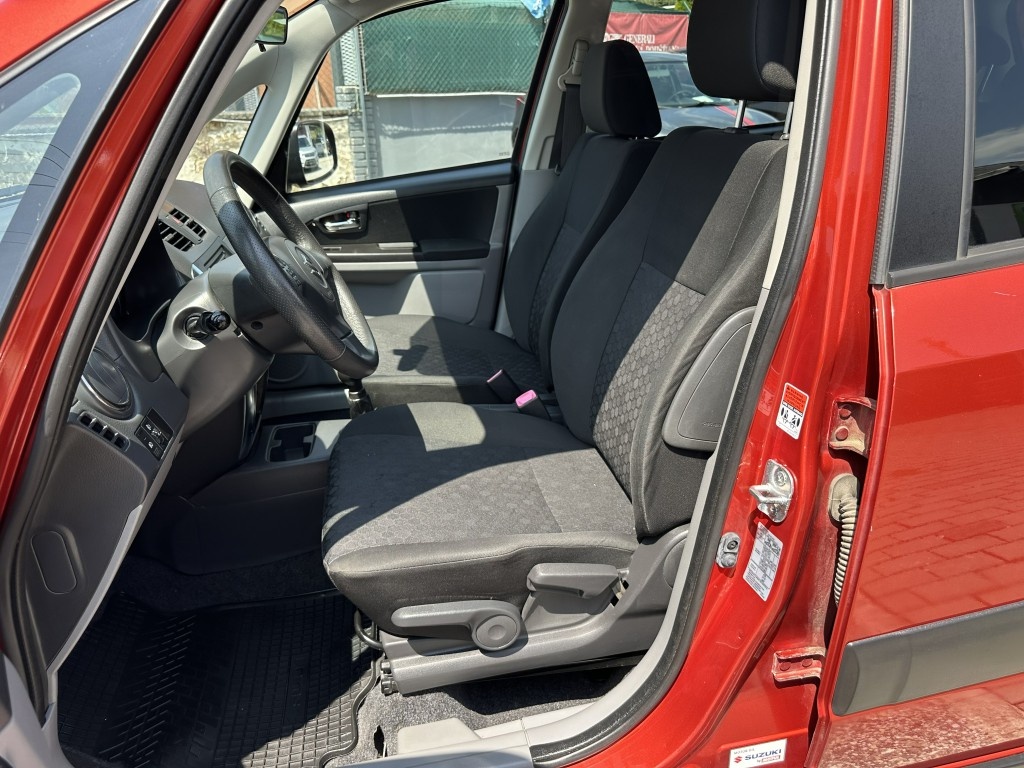Suzuki SX4 1.6i 88kW 4x4 serviska tažné - 12