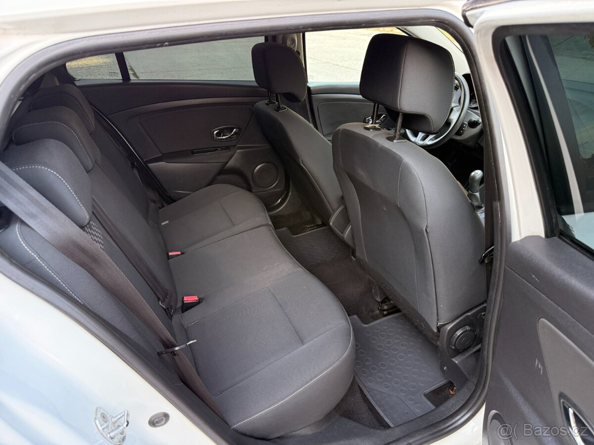 Renault Mégane Grandtour 1,5 DCi - 12