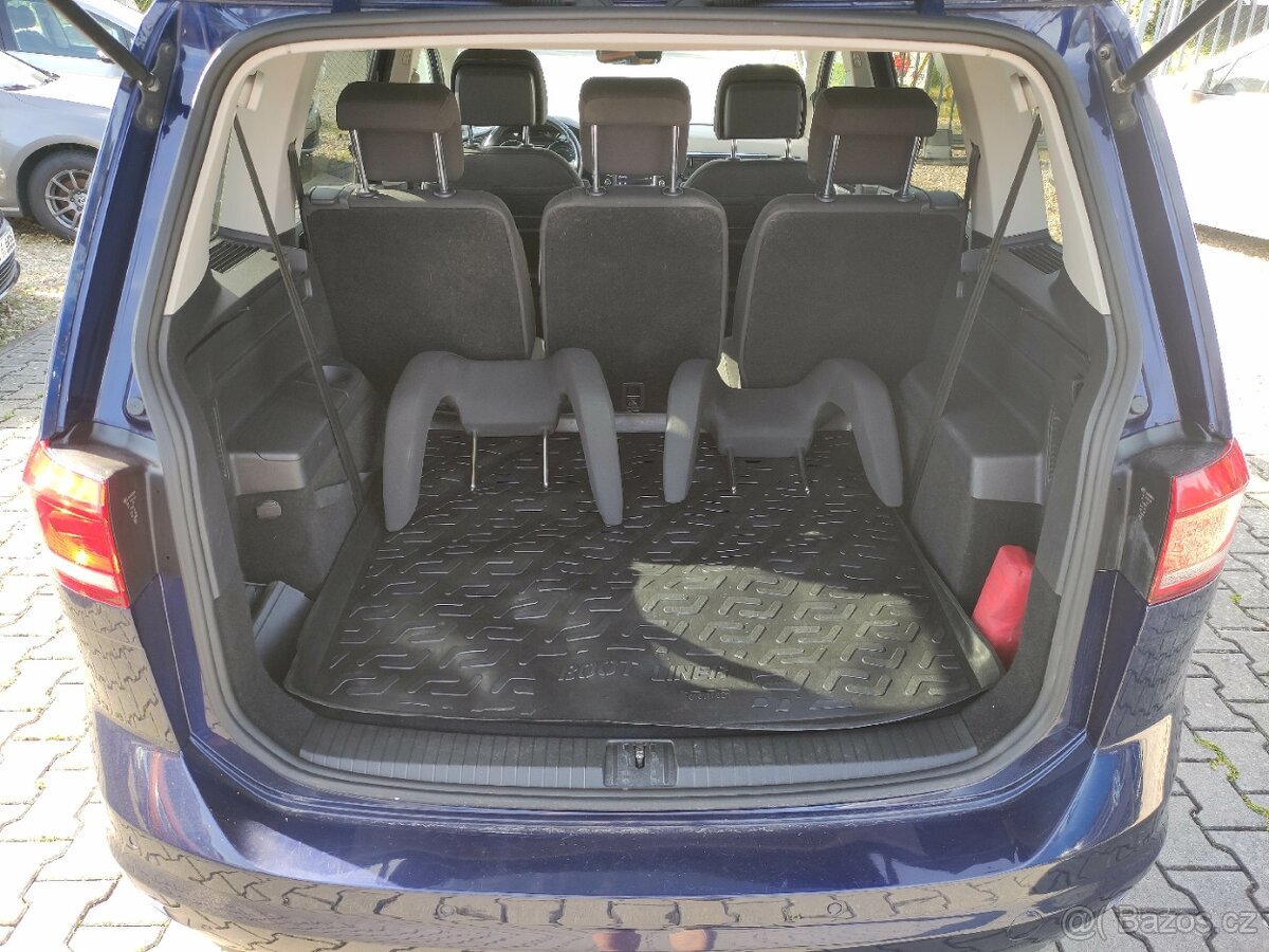 VW TOURAN 2.0 TDi 110KW HIGHLINE,DSG,ALU,NAVI,AUX,USB,WLAN. - 12