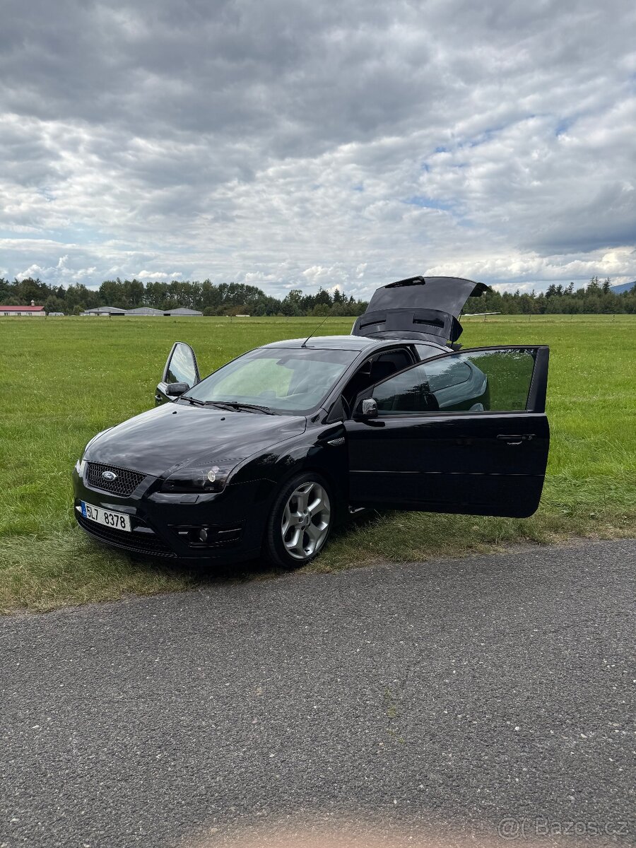 Ford Focus ST 2.5 Turbo 225 | Recaro - 12