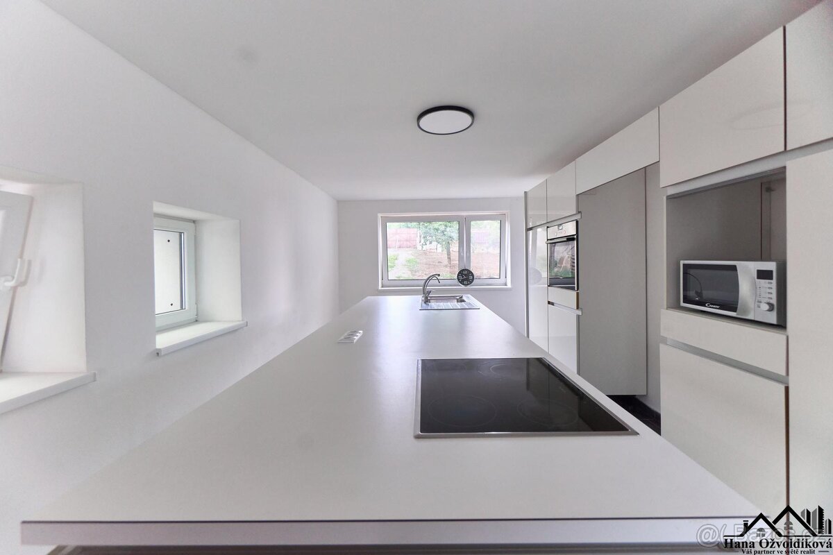 Prodej rodinného domu ve Vanovicích - 12