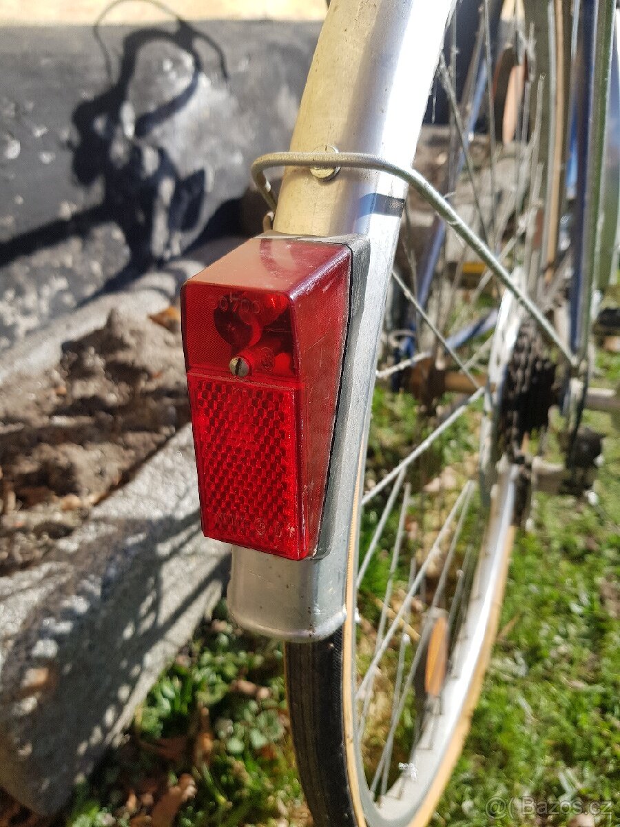 Silniční kolo Favorit - 12