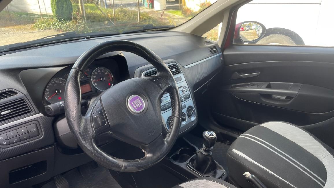 Fiat Punto, 1,2 i //ČR//2MAJITEL//AC// RV 5/2009 - 12