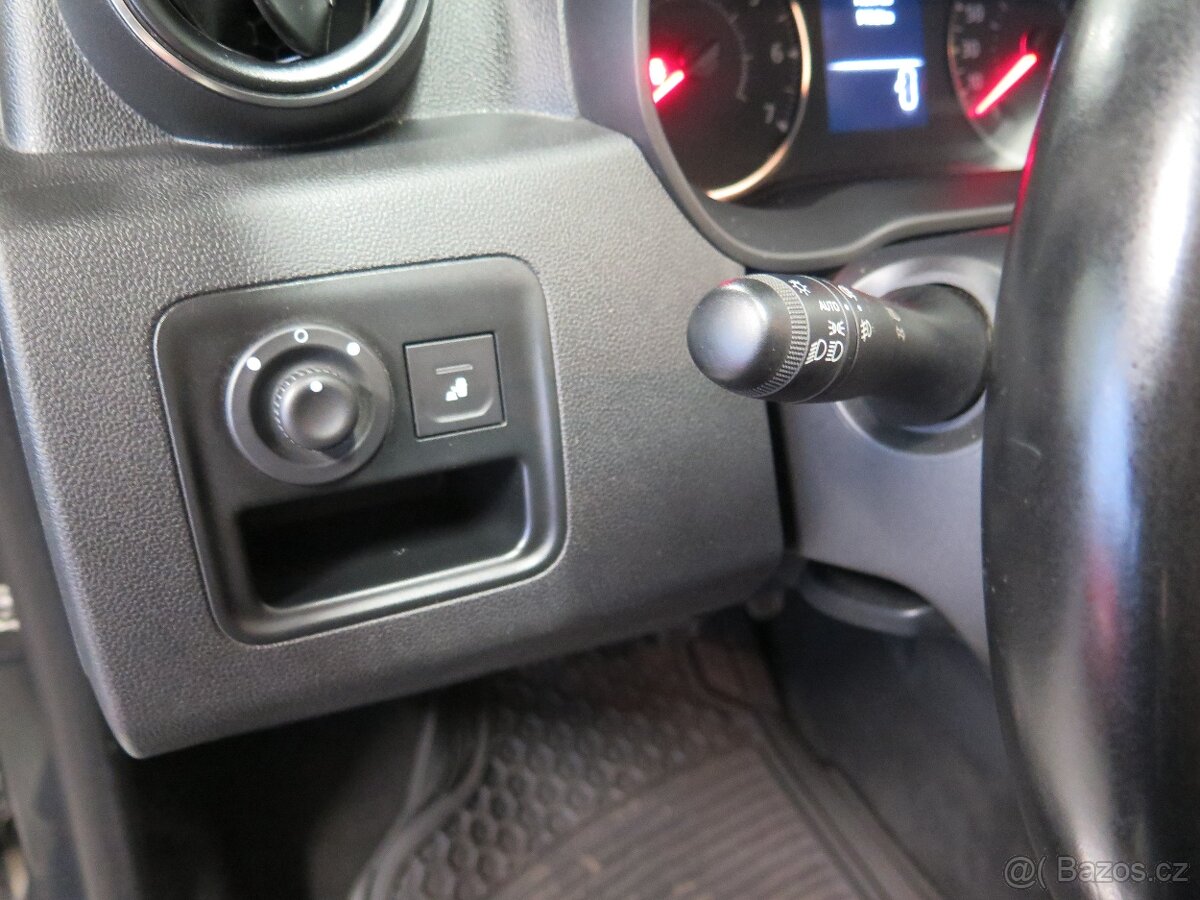 Dacia Duster 1.3TCe 130, navi,kamery,výhřev - 12