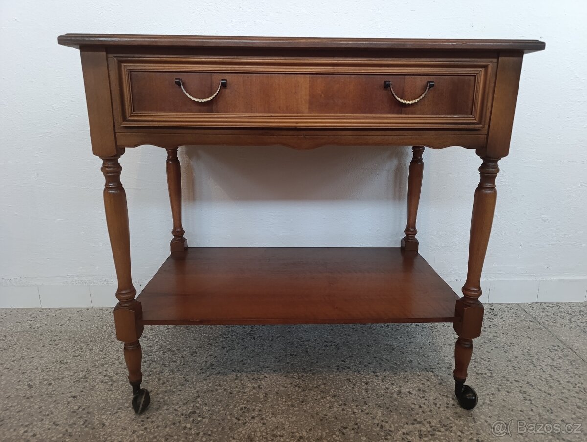 Rustikální konzolový stolek, nábytek z masívu, pojízdný - 12