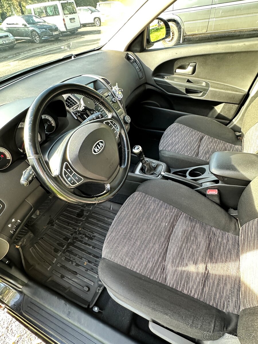 Kia CEED 2008 1.6 crdi - 12