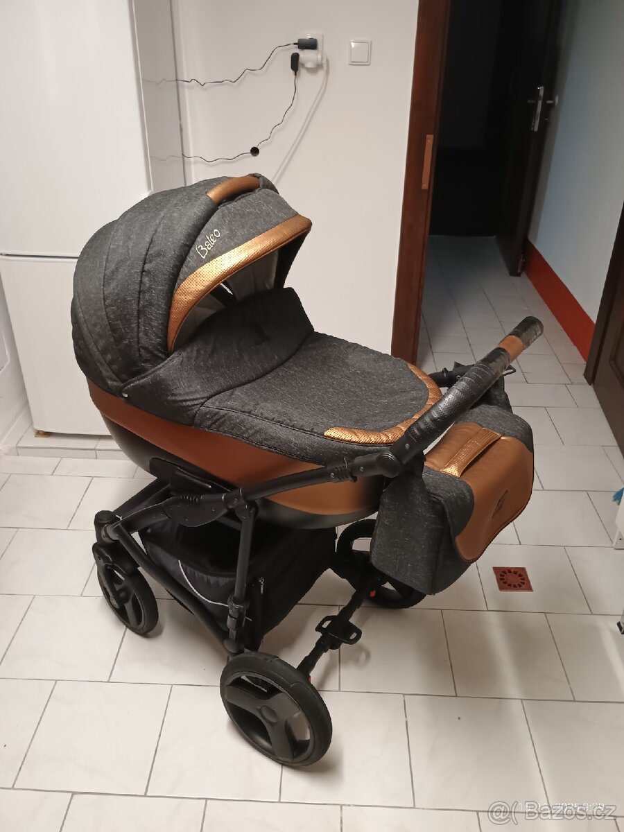 Kočárek Camarelo Baleo - 12