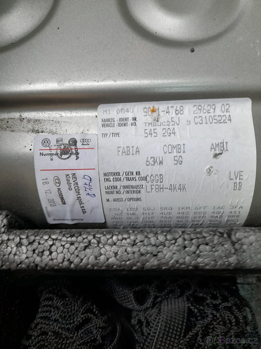 Škoda Fabia II. Combi 1.4 benzín 16v 2012 - 12