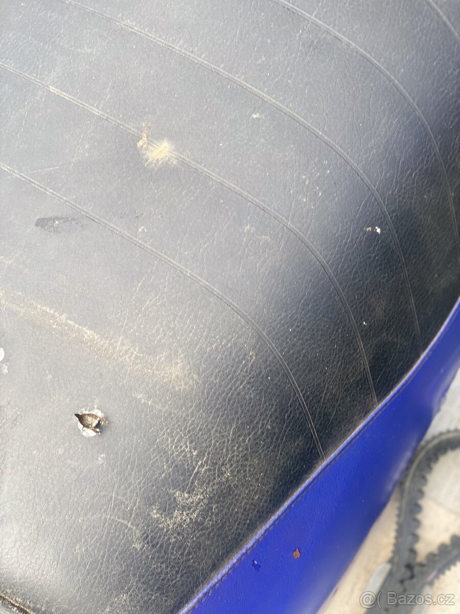 Sněžný skútr Yamaha SRX 700 - 12