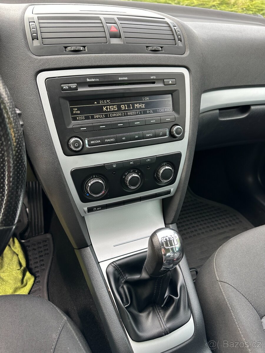 Škoda Octavia II Facelift 1.6 TDI - 12