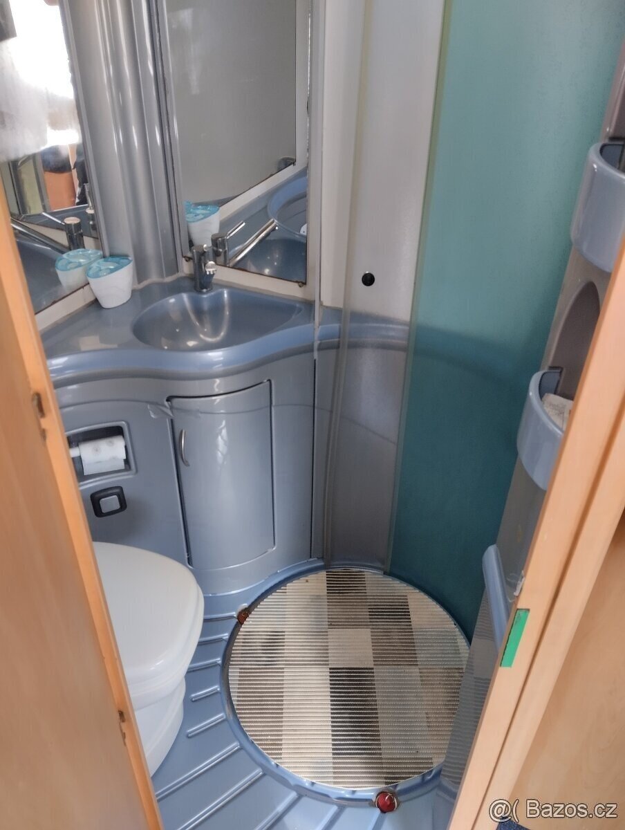 Ford Transit Eura mobil 5míst, solar, klimatizace - 12