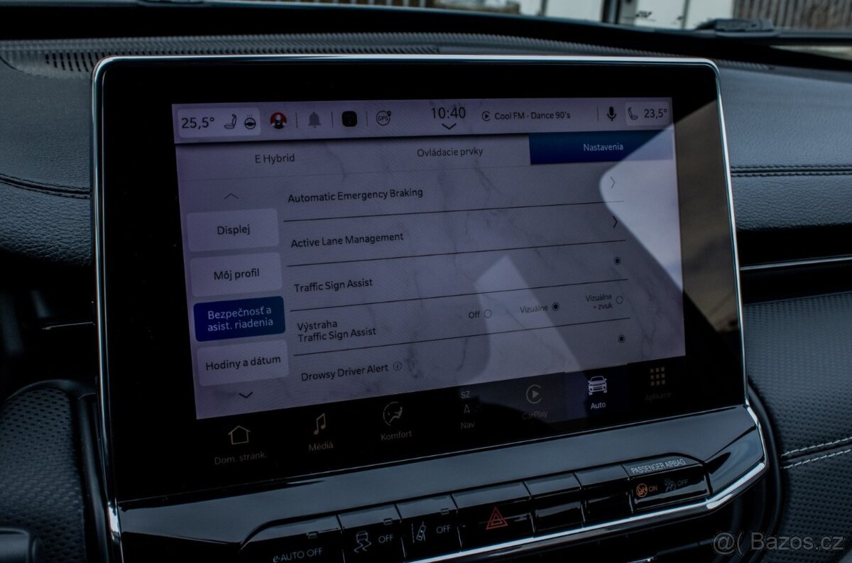 Jeep Compass 1.5 e-Hybrid Night Eagle II / NELAKOVANÉ - 12