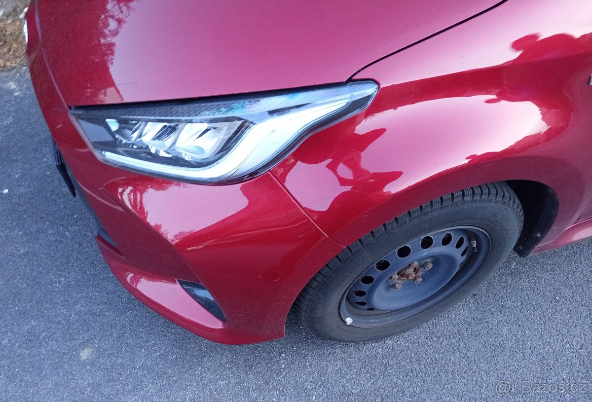 Toyota Yaris HYBRID1.5 e-CVT Komfort Tech Style - 12