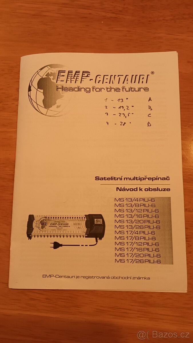 Satelitní komplet - 4 LNB, 4 přijímače - 12