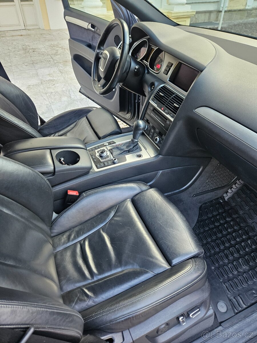 Audi Q7 4.2 TDI S-line 250 kW, 2011, 216.000 km, 7 míst - 12