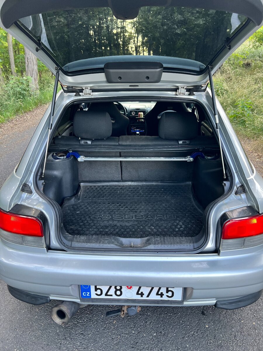 Subaru Impreza GT - 12