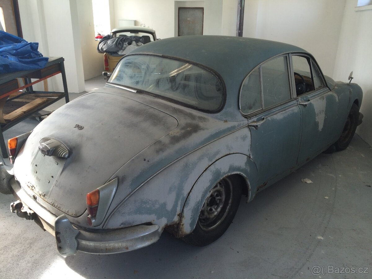 Daimler MK II na díly - 12