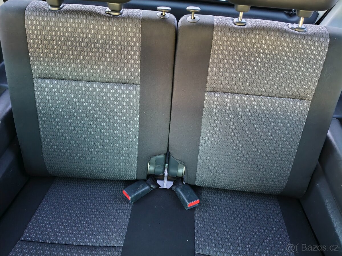 Suzuki Jimny 1,3, 63 kW, 2011 - 12