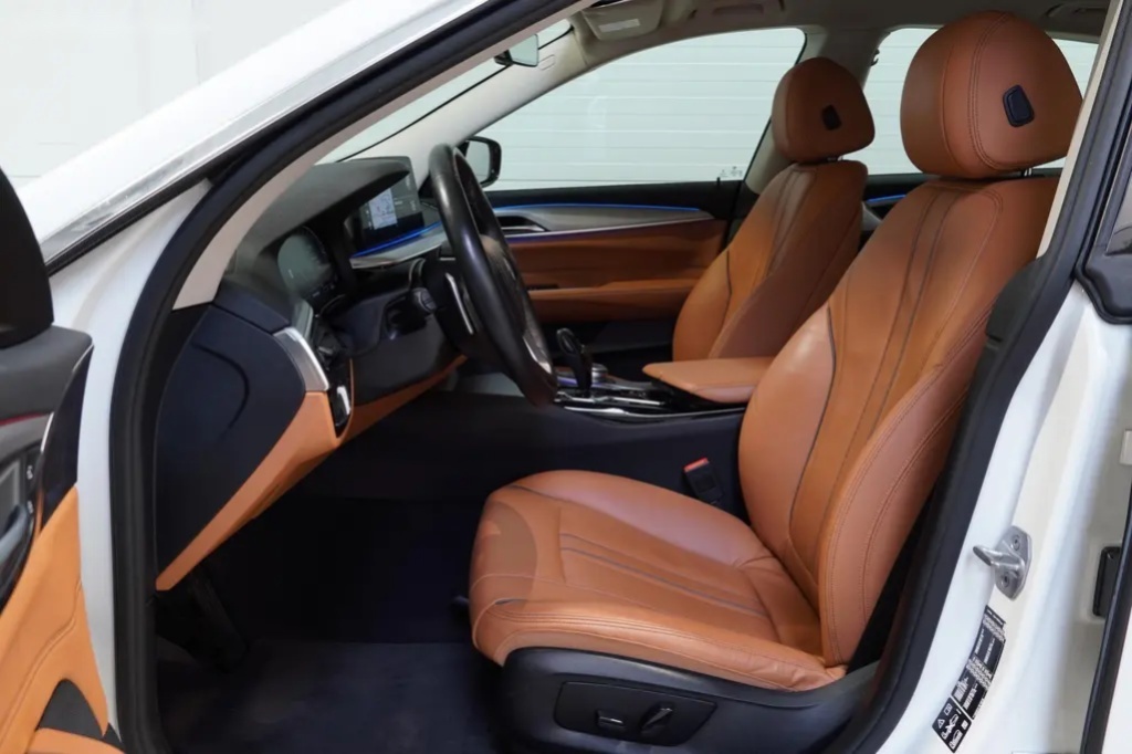 BMW Řada 6, 640i XD,GT,NEZ.TOPENÍ,ČR,DPH - 12