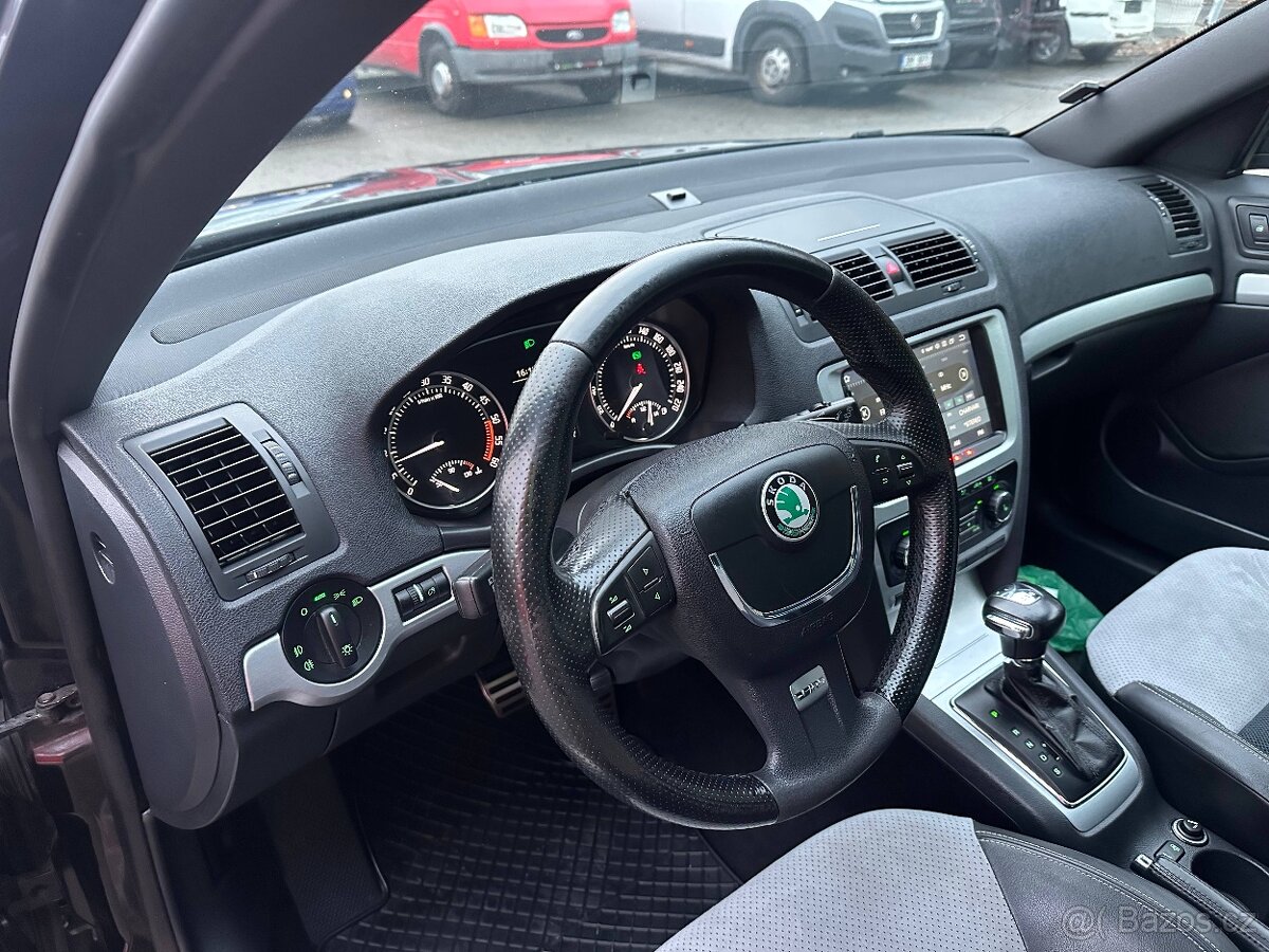 ŠKODA OCTAVIA RS COMBI 2.0TDI DSG 2010 - 12