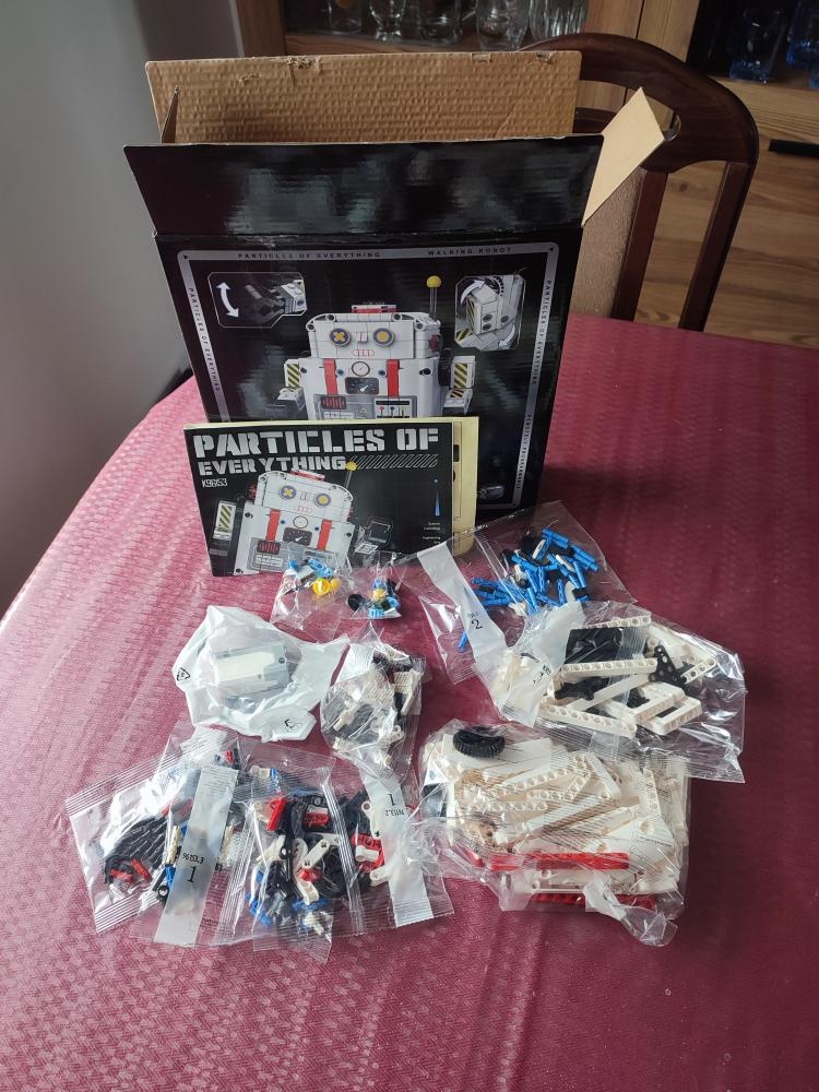 Programovatelná RC stavebnice (robot) - 475 dílků - 12