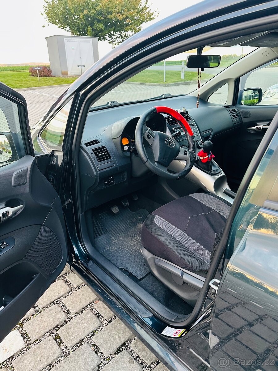 Toyota Auris 1.6 VVT-i 91 kW - 12