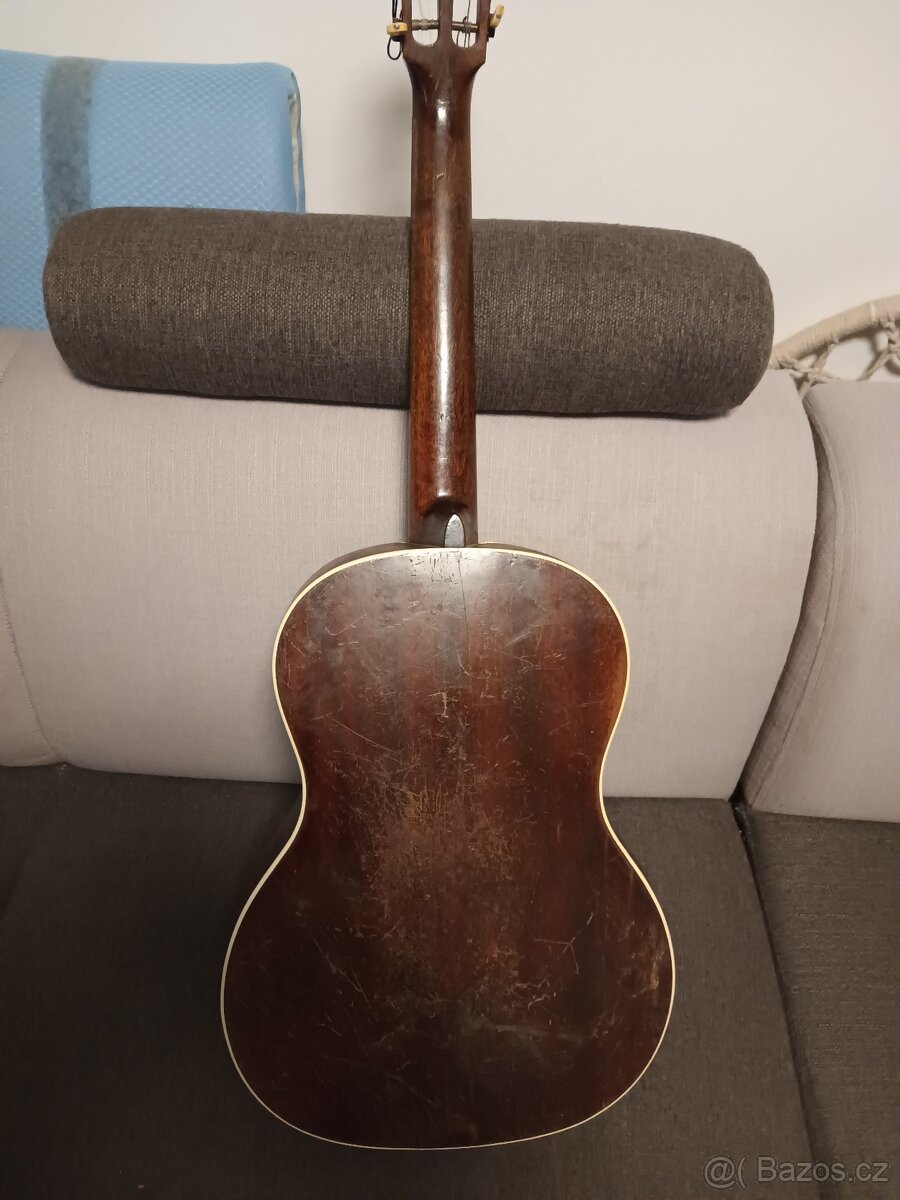 Kytara - 12