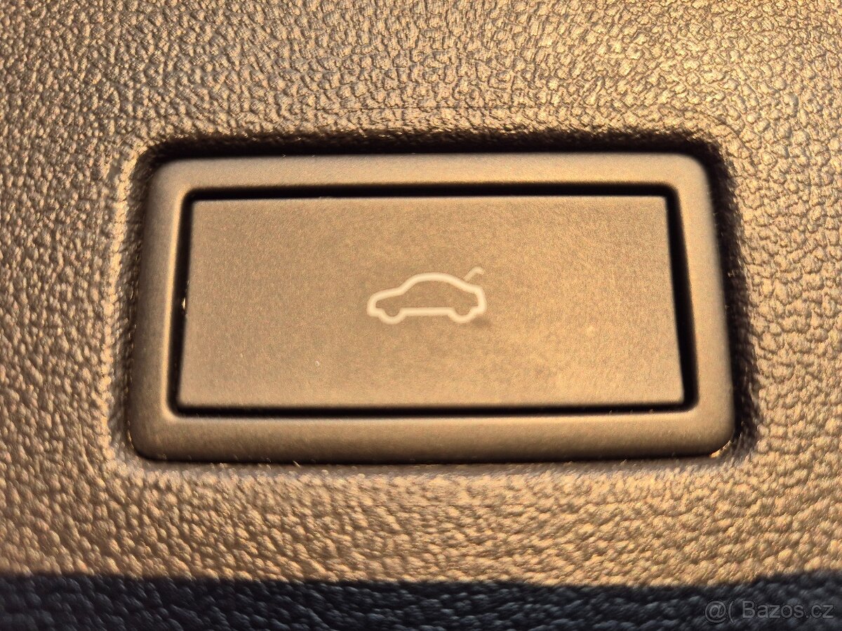 Volkswagen Tiguan Allspace 2.0 TDi 110kw 2022 R-LINE ZÁRUKA - 12