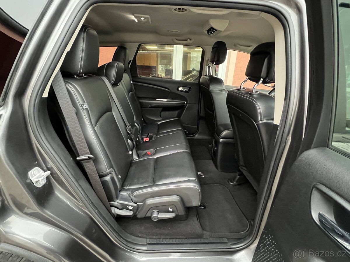 Fiat Freemont 2.0 Multijet Black Code 125kW - 12