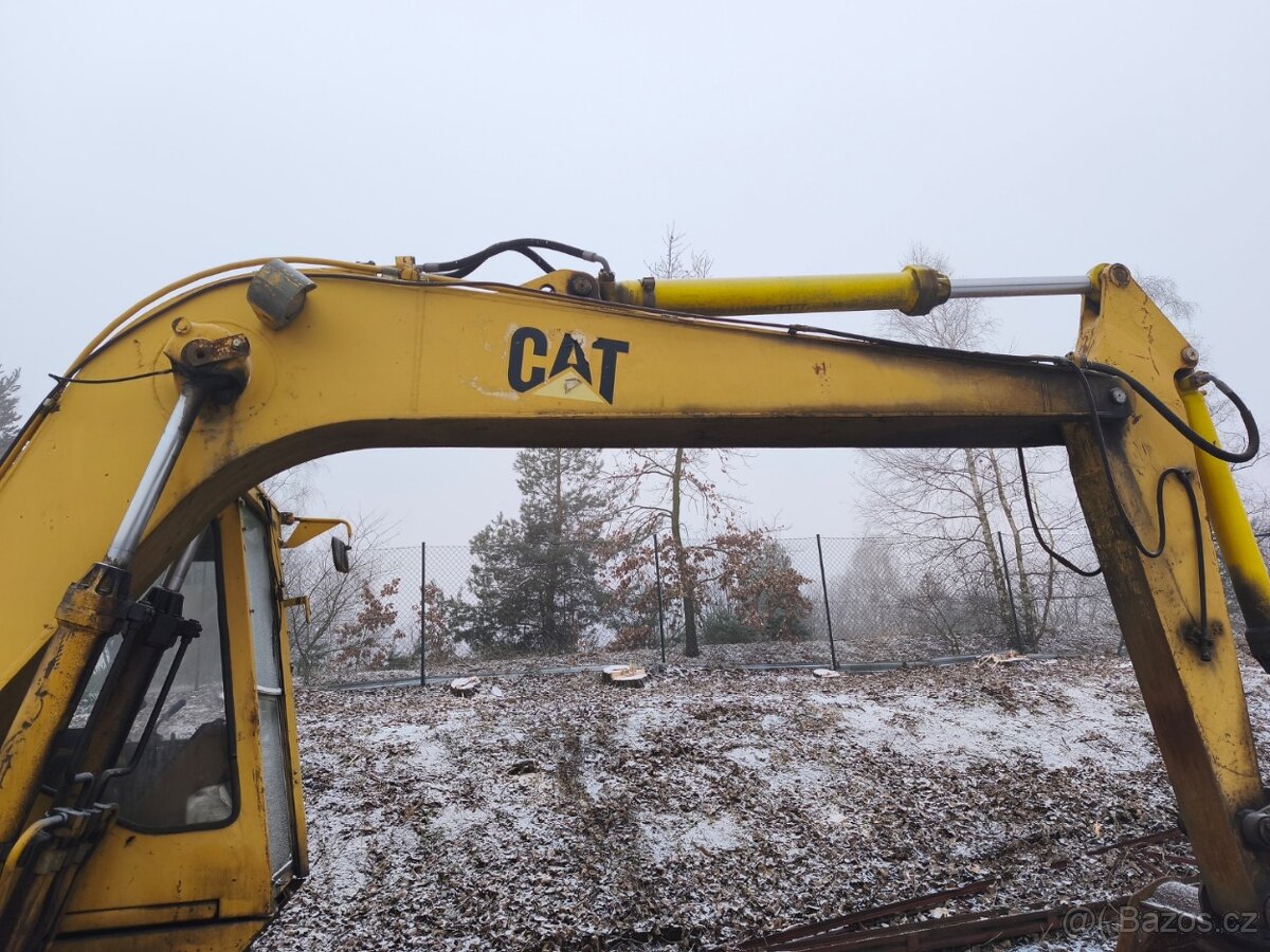 CATERPILLAR 215D LC - 12