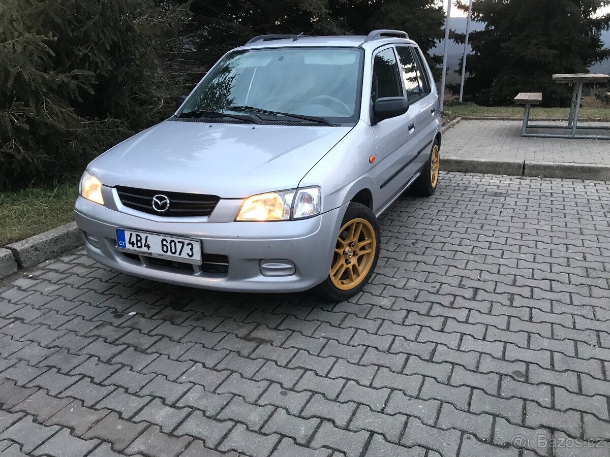 Mazda demio /121metro - 12