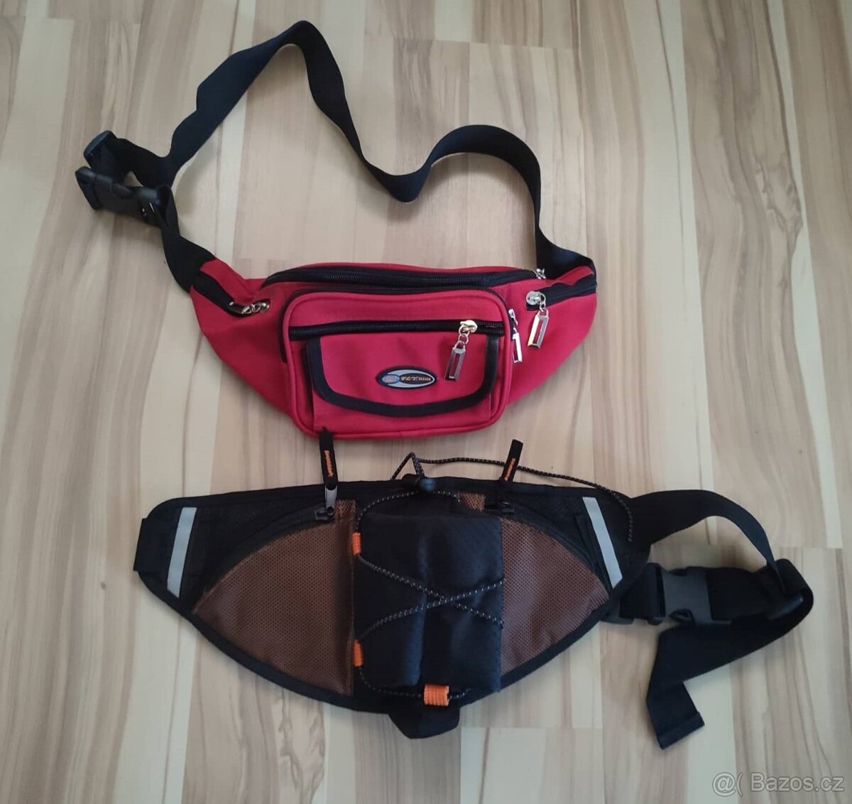 Školní batoh, školní potřeby, knihy, lahve, časopisy - 12