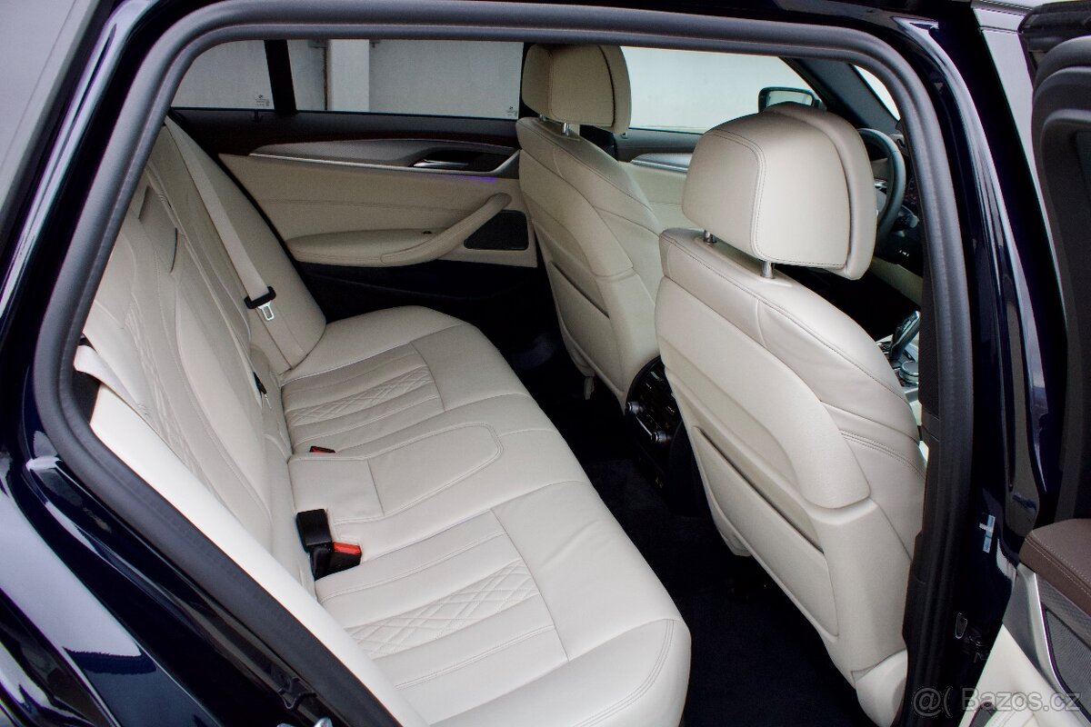 BMW 5 Touring M550d xDrive - 12