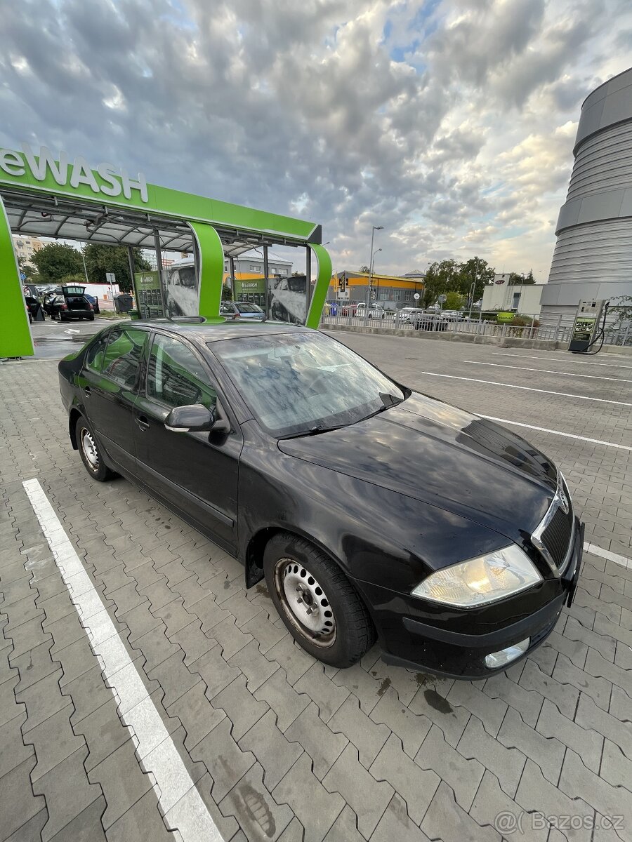 Škoda Octavia 1.6 (2005) - 12