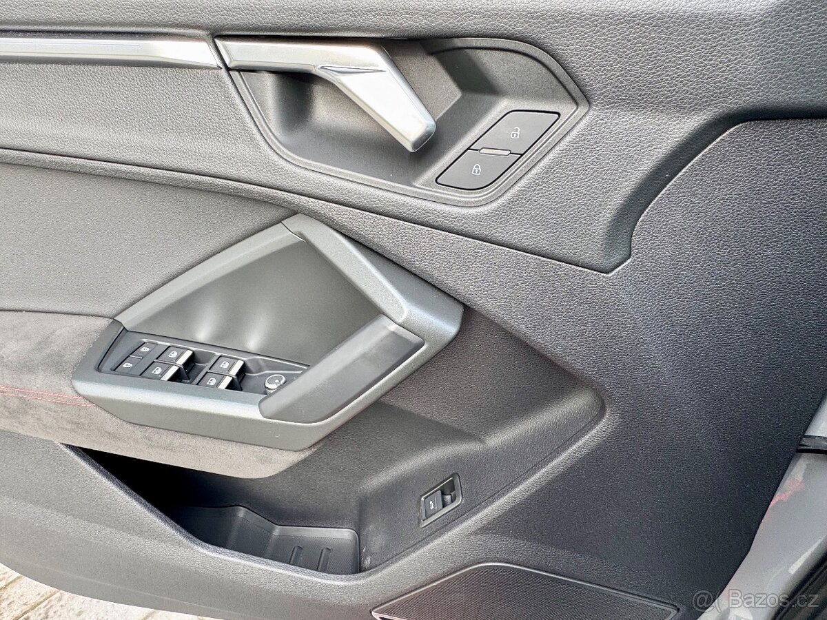 Audi RSQ3, 2.5,PŘEDPLACENÝ SERVIS120000KM - 12