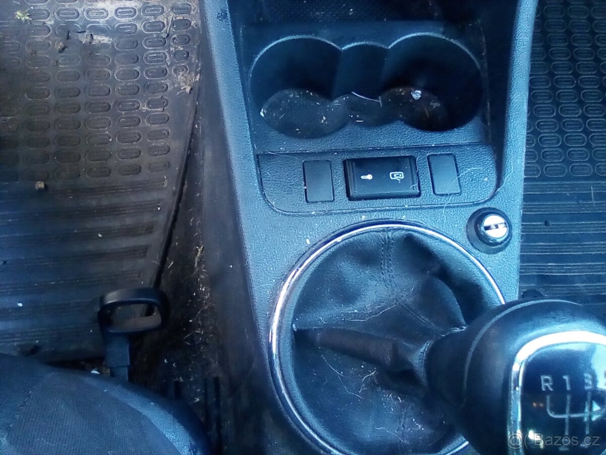 SKODA FABIA 1.2TSI 63KW - 12