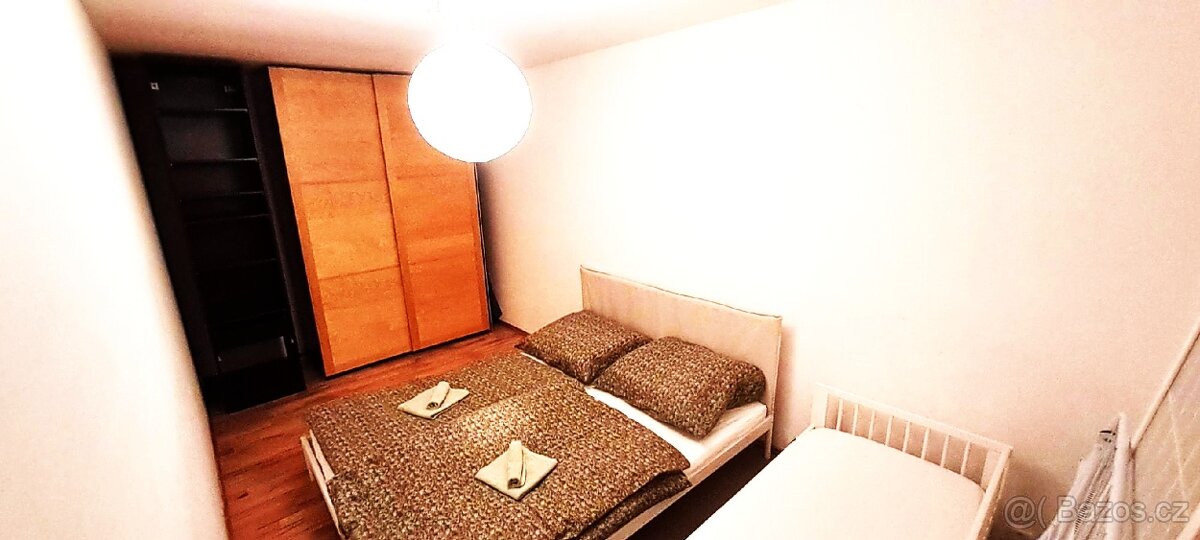 Prodej bytu 2+kk 49 m² Grafická, Praha - Smíchov - 12