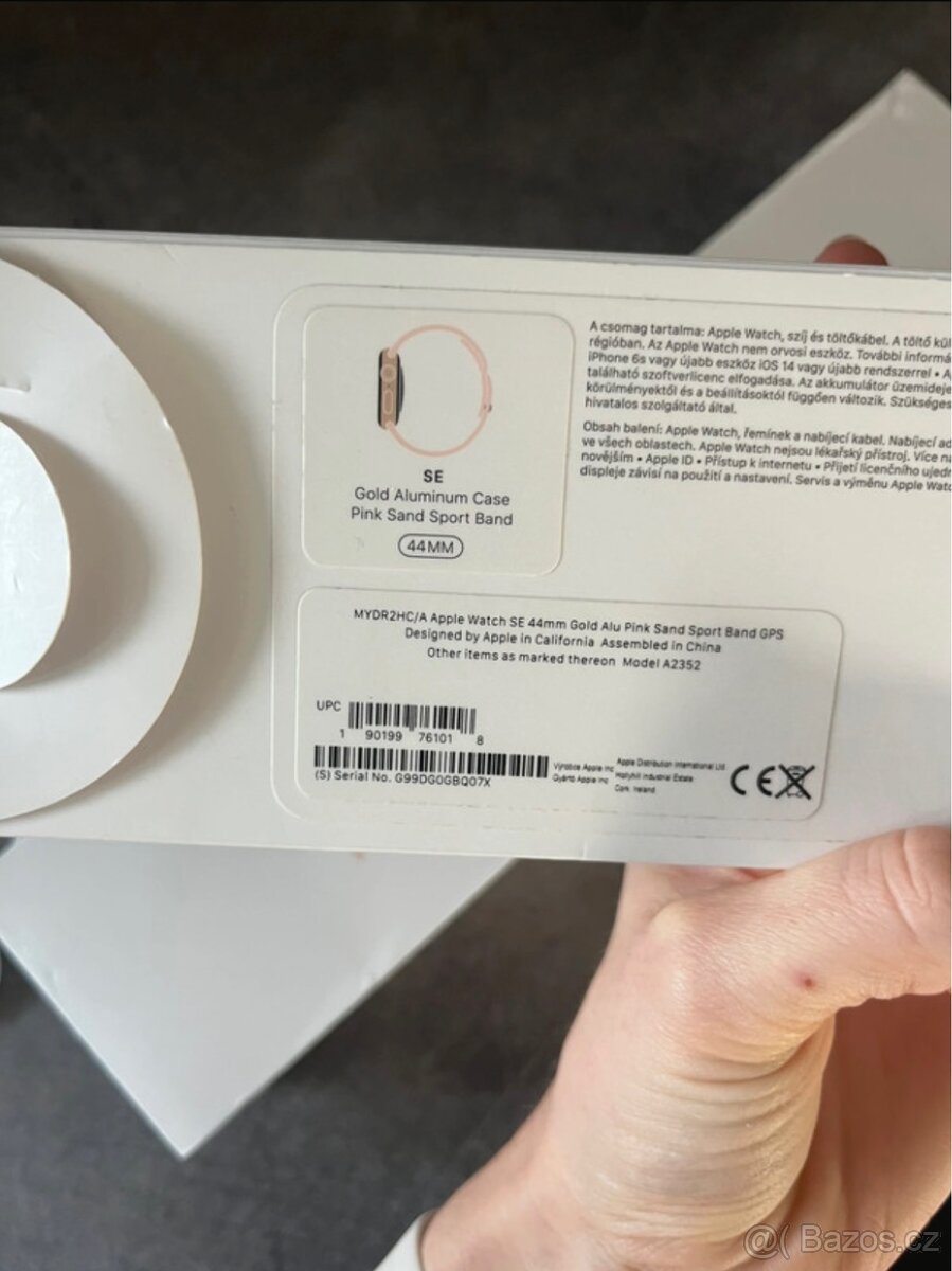 Apple Watch SE 44mm - 12