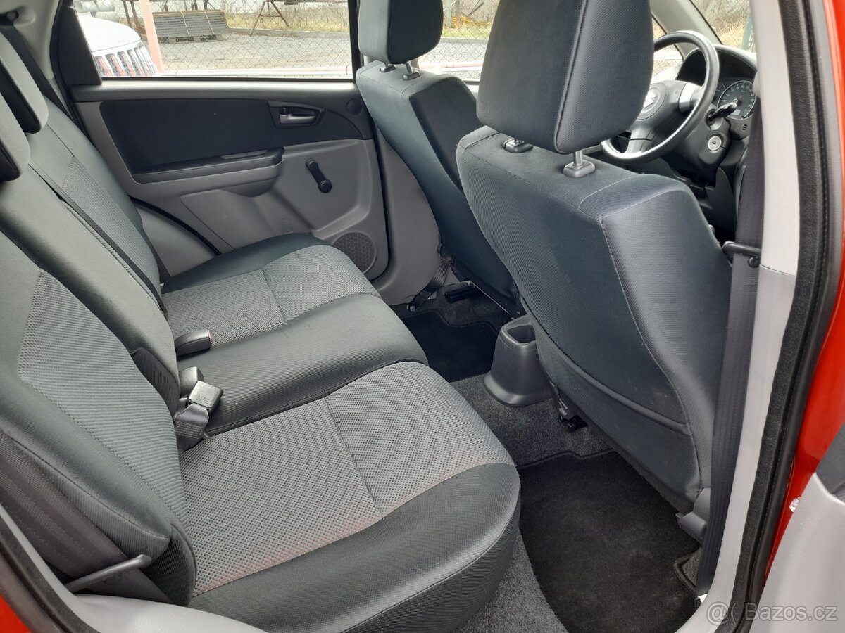 Suzuki SX4 1.9 JTD 88 kW 4x4 - 12