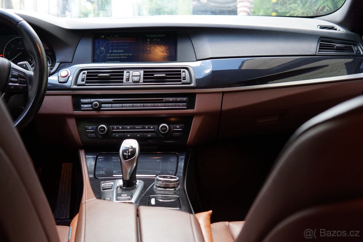 BMW 520d Touring F11 - 12