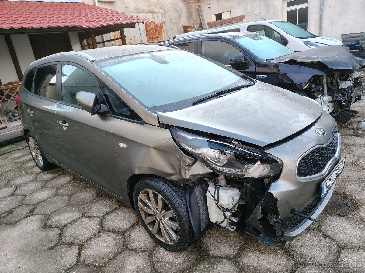 Kia carens CR doklady automat - 12
