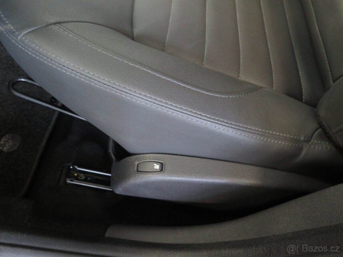 Dacia Duster 1.5dCi,80kW,4x4,klima,kůže,navgace,tažné - 12