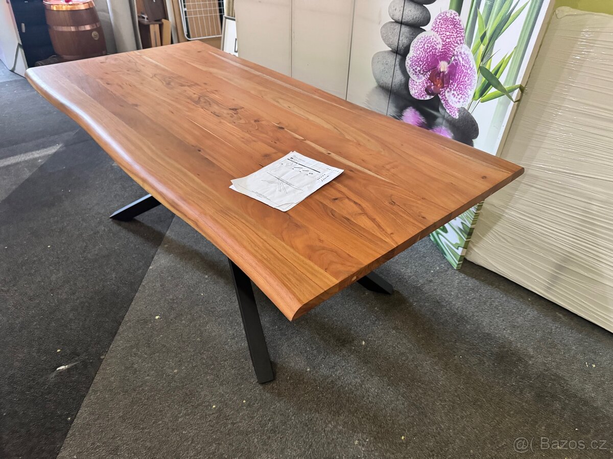 NOVÝ Luxusní jídelní set Masivní stůl se 6 křeslami - 12