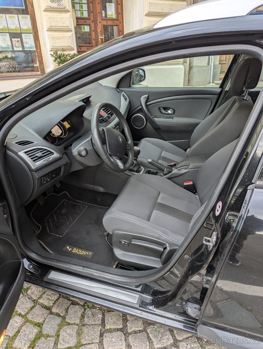Renault Mégane, 1.4 TCe, kombi, druhý majitel - 12