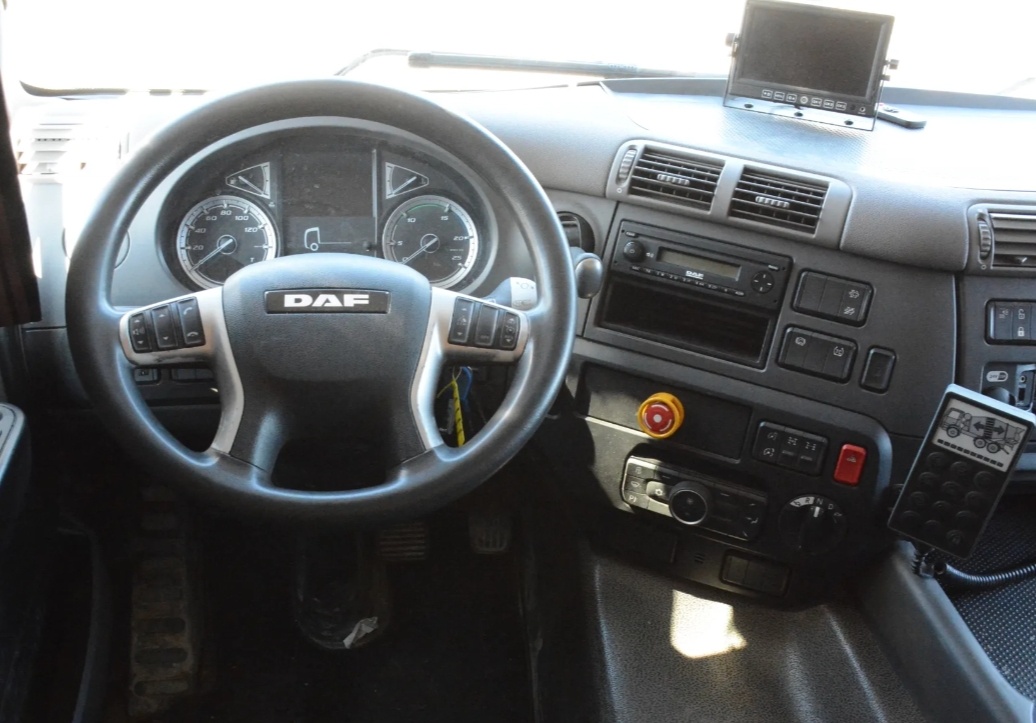 DAF CF 450 – 8x4 – MIX – EURO 6 - 12